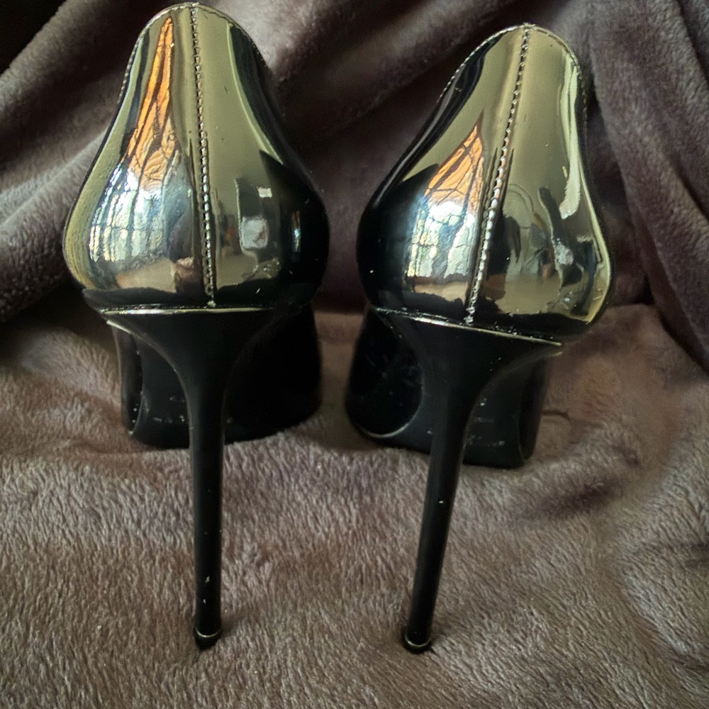 Saint Laurent Black Patent Pointed-Toe Stiletto Pumps Size 36 1/2 - Picture 8 of 8
